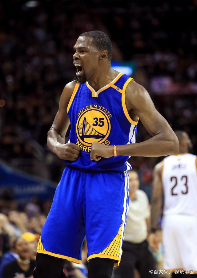 沪媒：柔佛48次射门无法叩开海港大门，替补门将陈威一战封神（沪媒：柔佛48脚狂轰仍颗粒无收，海港替补门将陈威化身铜墙铁壁）