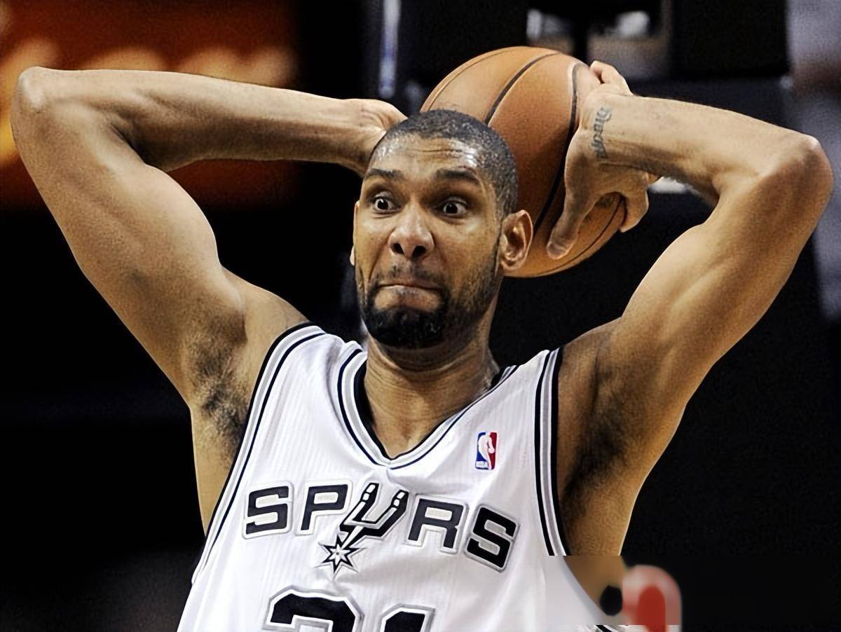 马卡：维拉、布莱顿等5队有意引进皇马前锋贡萨洛-加西亚（马卡：包括维拉、布莱顿在内的五队有意签下皇马前锋贡萨洛-加西亚）