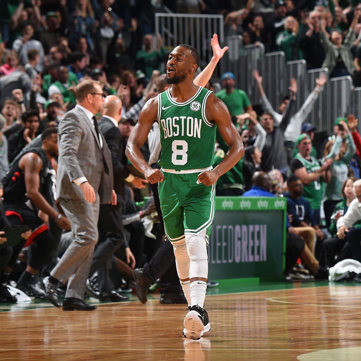 8-0中国女足，英格兰创造男女足各队新温布利的最大分差纪录（英格兰8-0大胜中国女足，刷新新温布利男女足最大分差纪录）