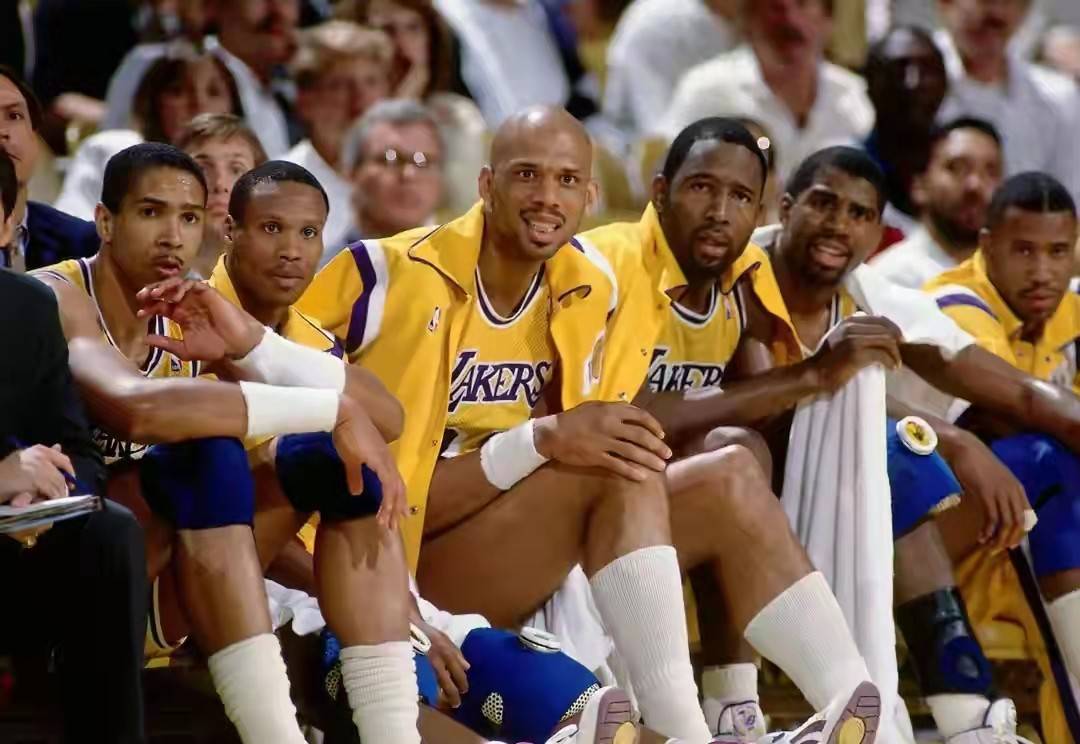 德天空：法比安-舍尔在纽卡位置被佳夫取代，冬窗或重返德甲（德天空：佳夫取代法比安-舍尔在纽卡的位置，后者冬窗或回归德甲）