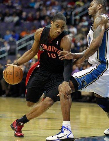 巴萨的‘X因子’：Spotify诺坎普让对手畏惧（巴萨的神秘武器：Spotify诺坎普令对手胆寒）