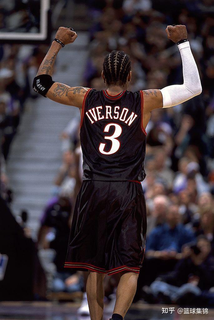 西甲半场：瓦莱拉劲射破门，埃尔切暂1-0赫罗纳（西甲半场：瓦莱拉重炮建功，埃尔切暂以1-0领先赫罗纳）