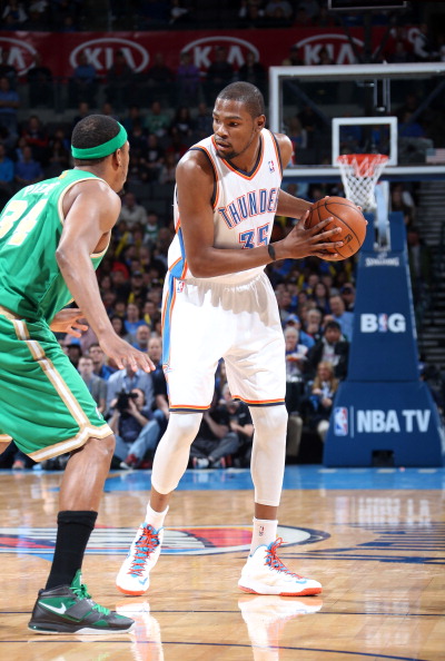 世体：莱万多夫斯基点亮纽约帝国大厦，以庆祝波兰独立日（世体：莱万多夫斯基为波兰独立日点亮纽约帝国大厦）