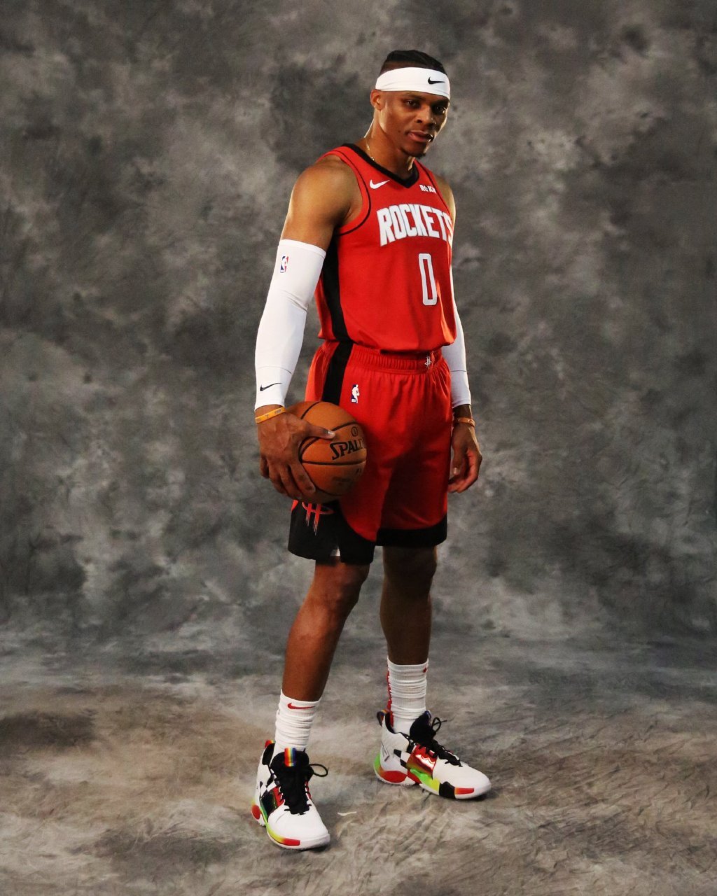 常德日报：“湘超”常德队球员尹艺霖加盟辽宁铁人（常德日报：常德“湘超”队球员尹艺霖签约辽宁铁人）