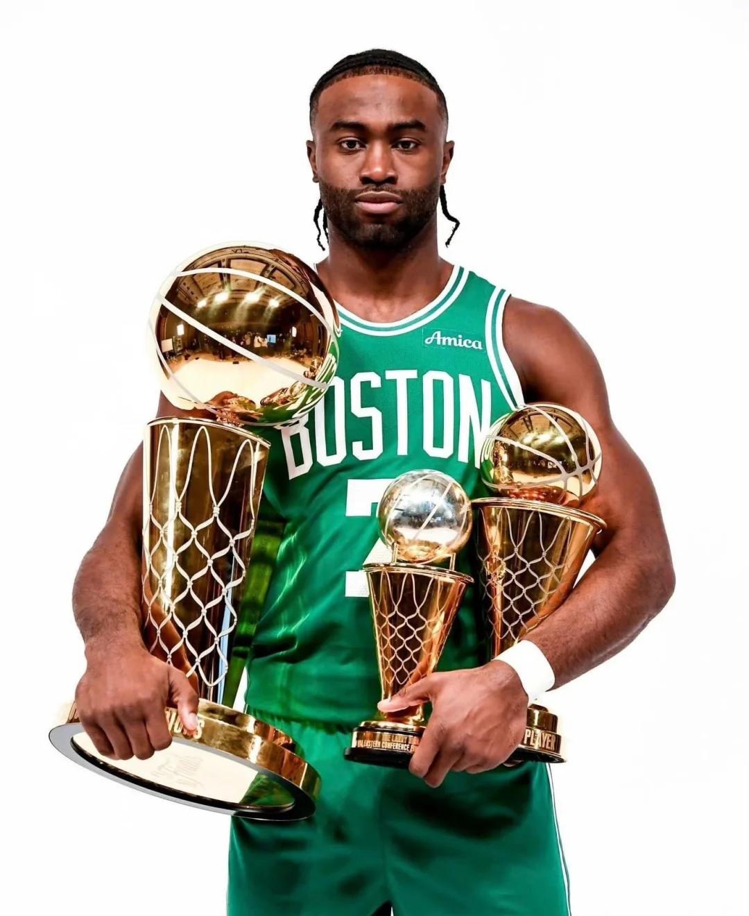 约基奇的CBA队友？场均26分7板，离开掘金，兑现白色的死神天赋！（约基奇前队友征战CBA？场均26分7篮板，告别掘金后释放白色死神天赋！）