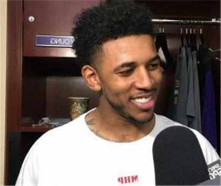 罗马诺：萨德提高对曼奇尼的报价，双方已重新开始谈判（罗马诺：萨德上调曼奇尼报价，谈判已重启）